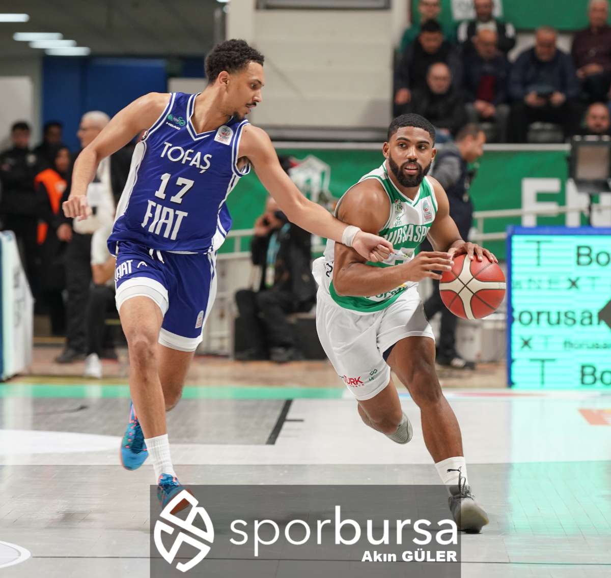 POTADA BURSA DERBİSİNDE BURSASPOR YÖRSAN TOFAŞ'I 98-93 MAĞLUP ETTİ