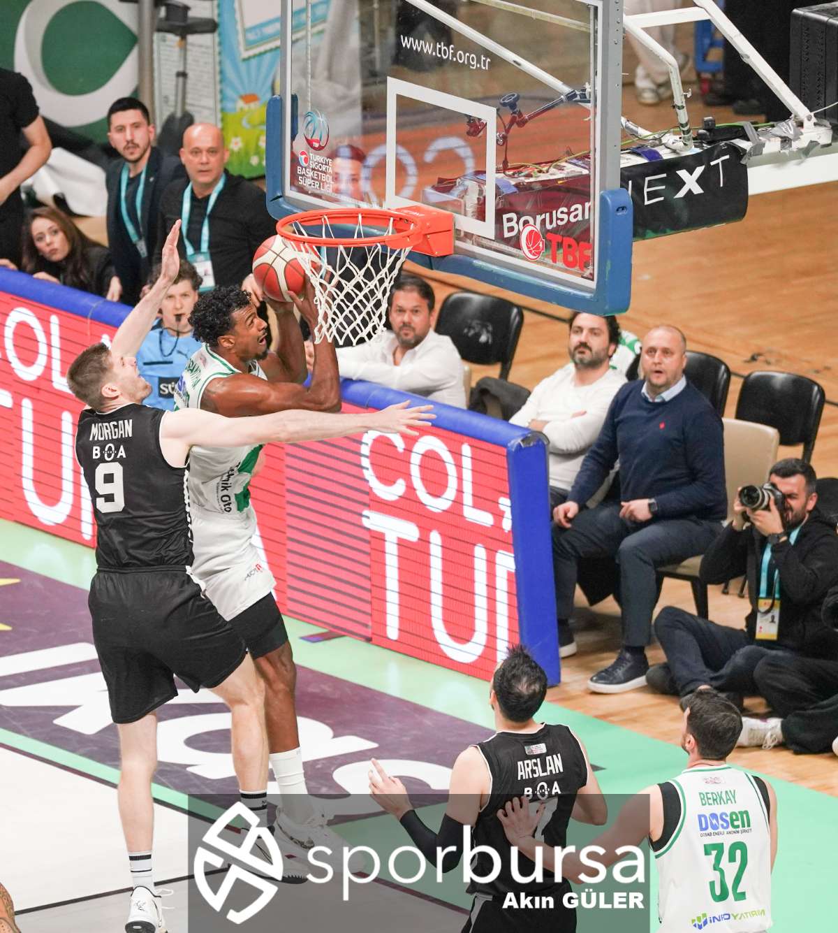 BURSASPOR YÖRSAN - BEŞİKTAŞ FİBABANKA MAÇ FOTOĞRAFLARI