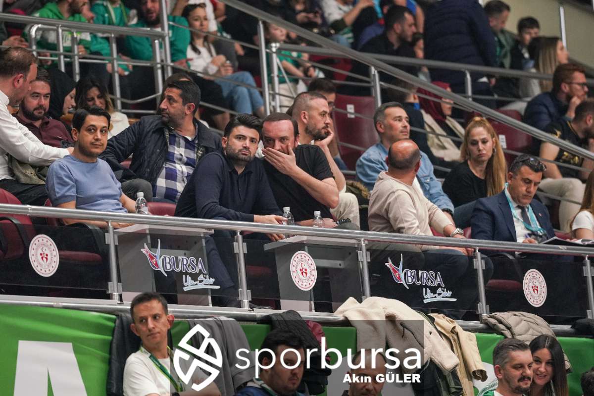 BURSASPOR YÖRSAN - BEŞİKTAŞ FİBABANKA MAÇ FOTOĞRAFLARI