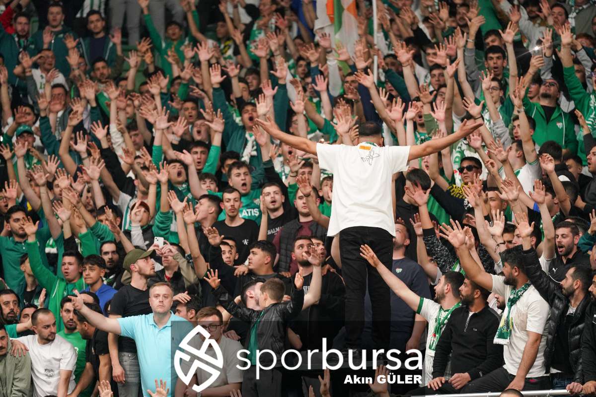 BURSASPOR YÖRSAN - BEŞİKTAŞ FİBABANKA MAÇ FOTOĞRAFLARI