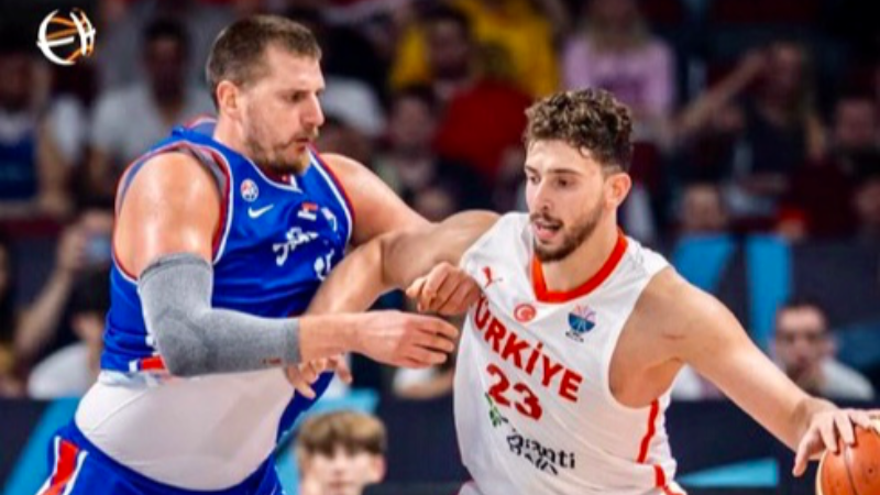 FIBA: Ona “Baba” Şengün deyin!