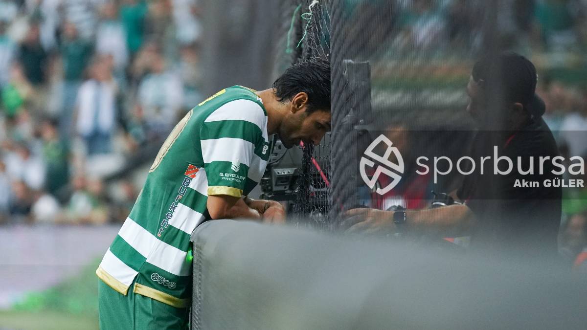 BURSASPOR - ARNAVUTKÖY BELEDİYESPOR MAÇ FOTOĞRAFLARI