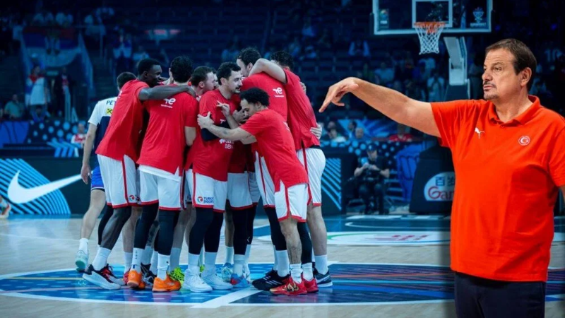Ergin Ataman "En İyi Antrenör" seçildi