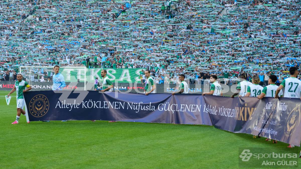 BURSASPOR - SHAKTAR DONETSK SEZON AÇILIŞ MAÇI FOTOĞRAFLARI