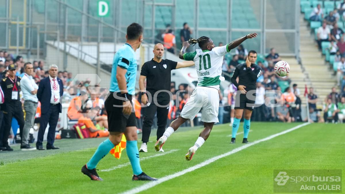 BURSASPOR - SHAKTAR DONETSK SEZON AÇILIŞ MAÇI FOTOĞRAFLARI