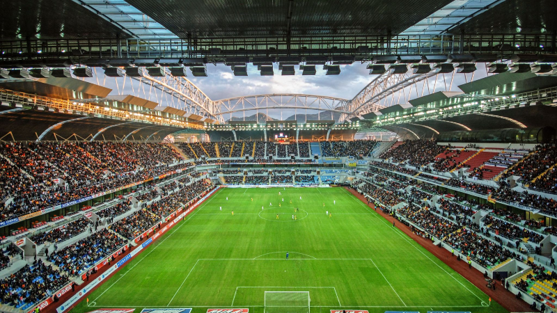 Bursaspor taraftarı sildi süpürdü!