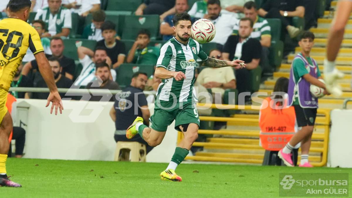 BURSASPOR - İSTANBULSPOR MAÇI FOTOĞRAFLARI