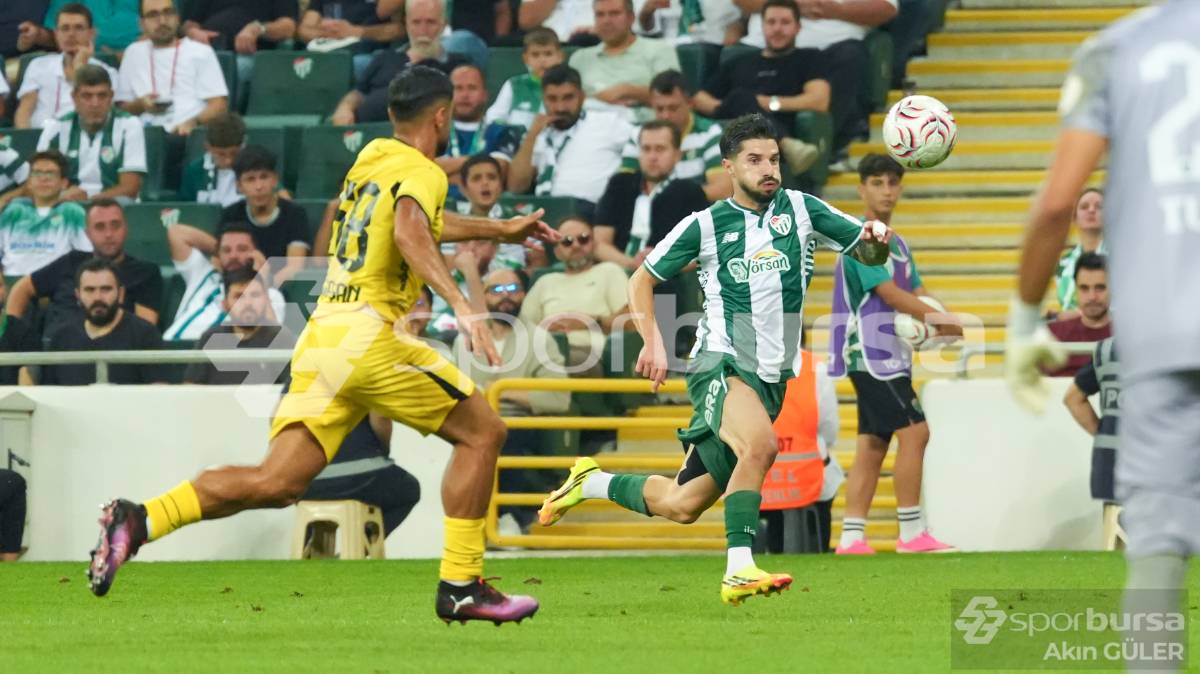 BURSASPOR - İSTANBULSPOR MAÇI FOTOĞRAFLARI