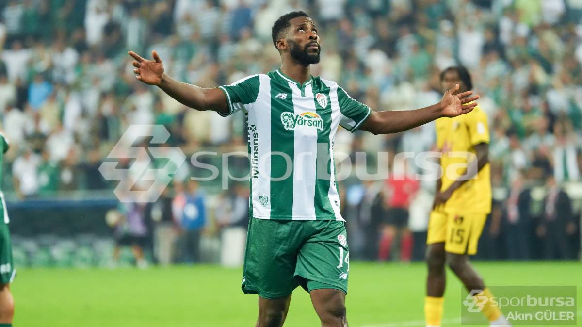 BURSASPOR - İSTANBULSPOR MAÇI FOTOĞRAFLARI