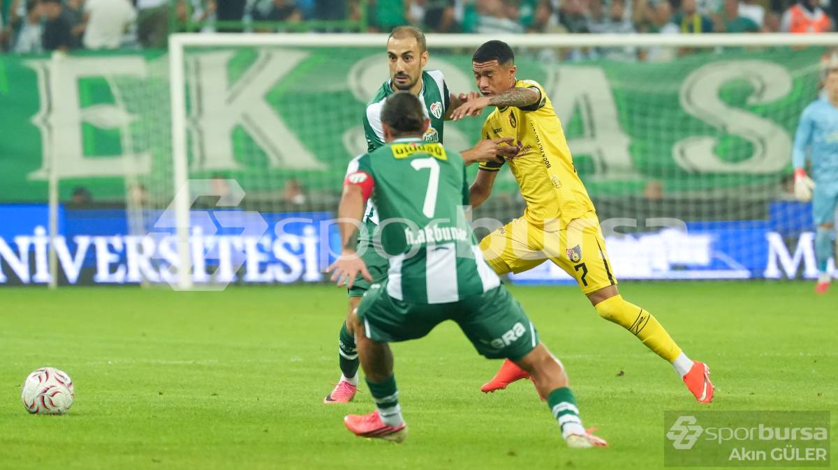 BURSASPOR - İSTANBULSPOR MAÇI FOTOĞRAFLARI