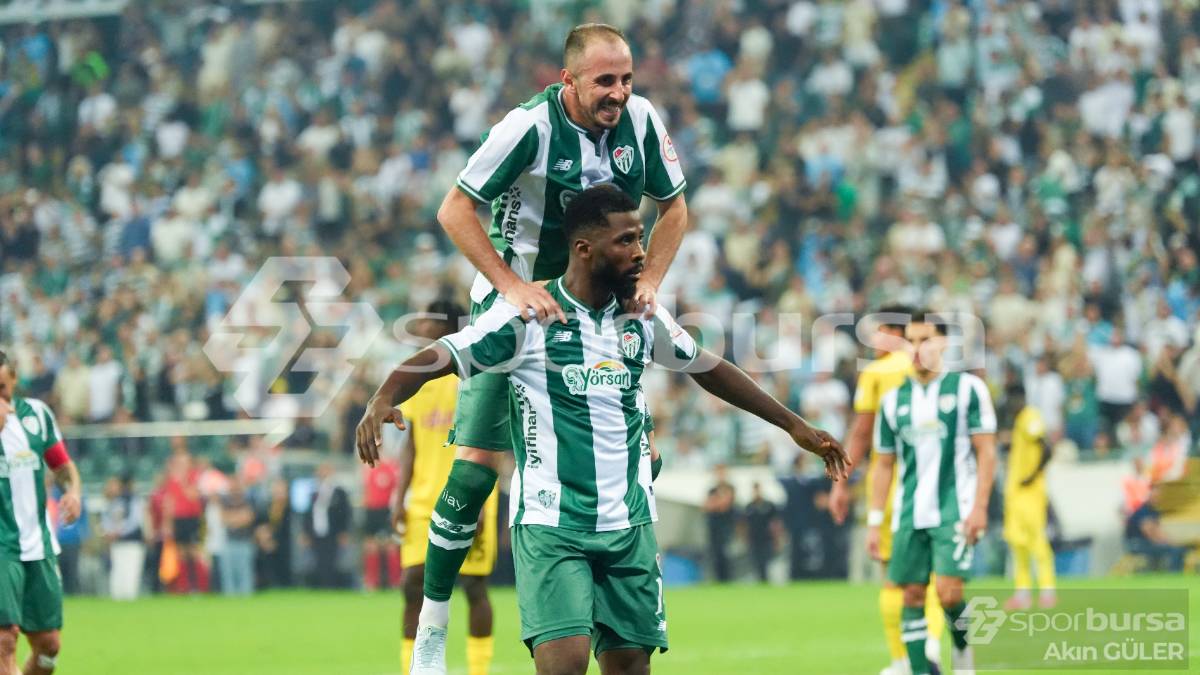 BURSASPOR - İSTANBULSPOR MAÇI FOTOĞRAFLARI