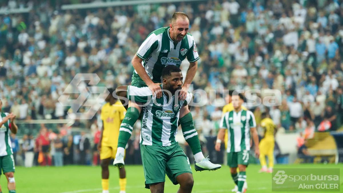 BURSASPOR - İSTANBULSPOR MAÇI FOTOĞRAFLARI