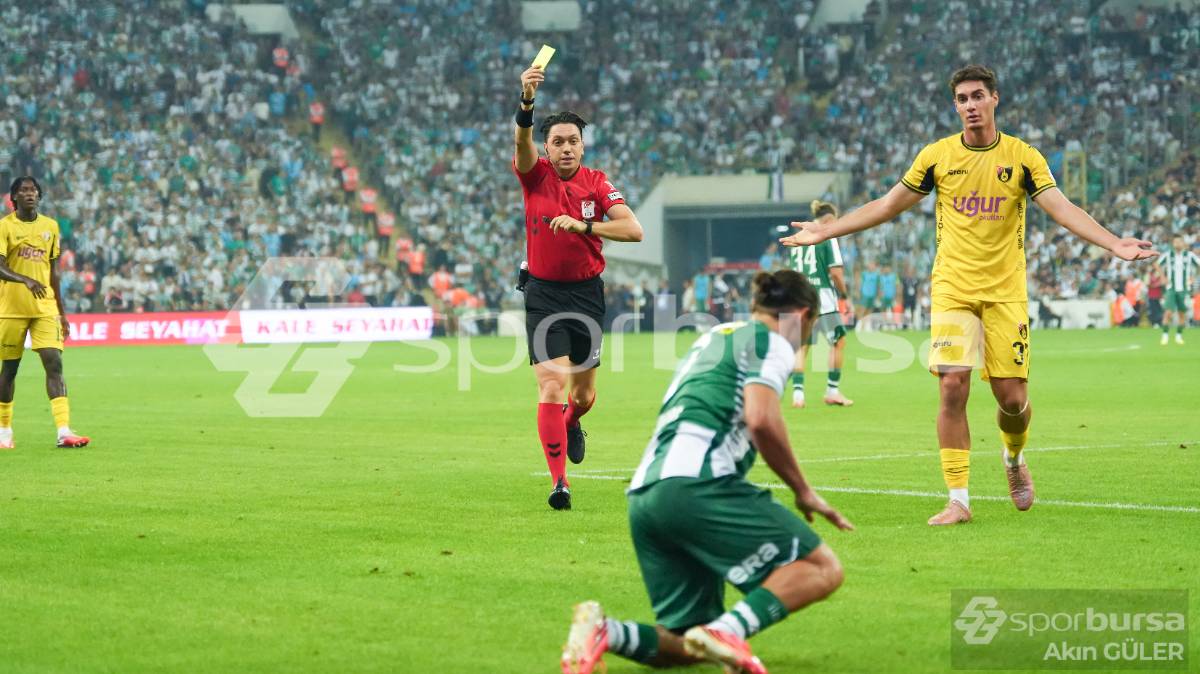 BURSASPOR - İSTANBULSPOR MAÇI FOTOĞRAFLARI