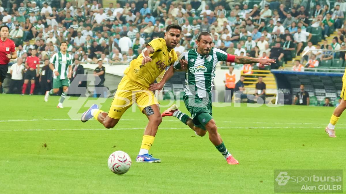 BURSASPOR - İSTANBULSPOR MAÇI FOTOĞRAFLARI