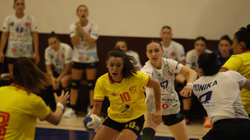 Hentbolda 2.hafta heyecanı! Büyükşehir ve Nilüfer…