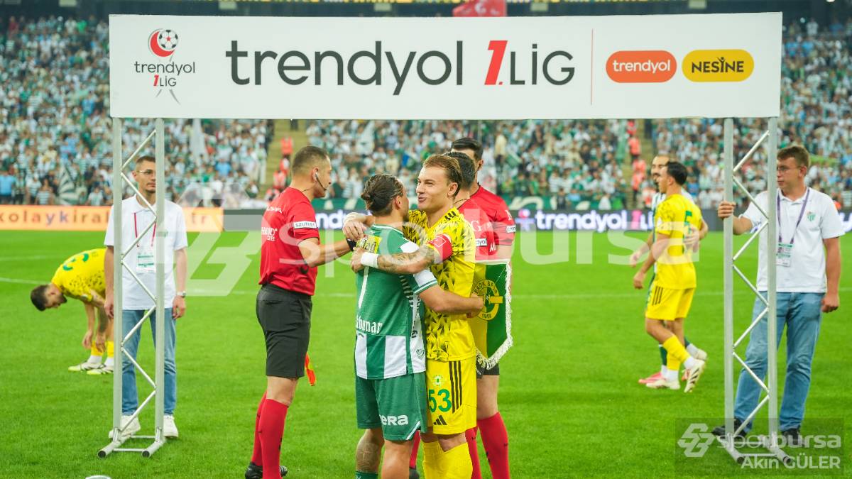 BURSASPOR -  ESENLER EROKSPOR MAÇ FOTOĞRAFLARI