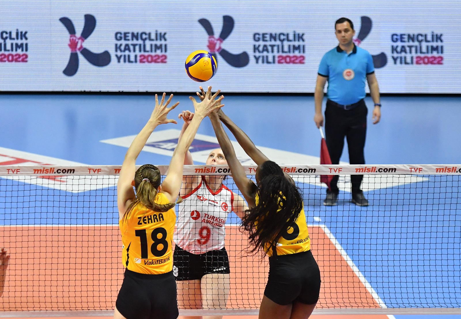 Sultanlar Ligi’nde 3/4.lük etabı başladı