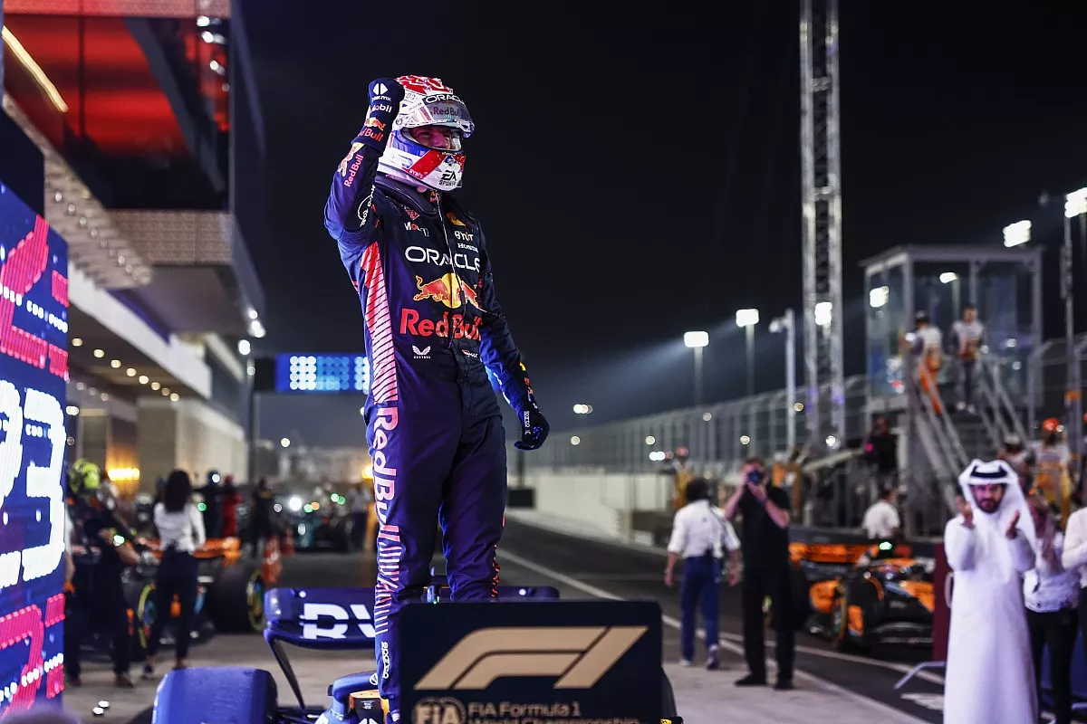 Max Verstappen 3'üncü kez Dünya Şampiyonu!