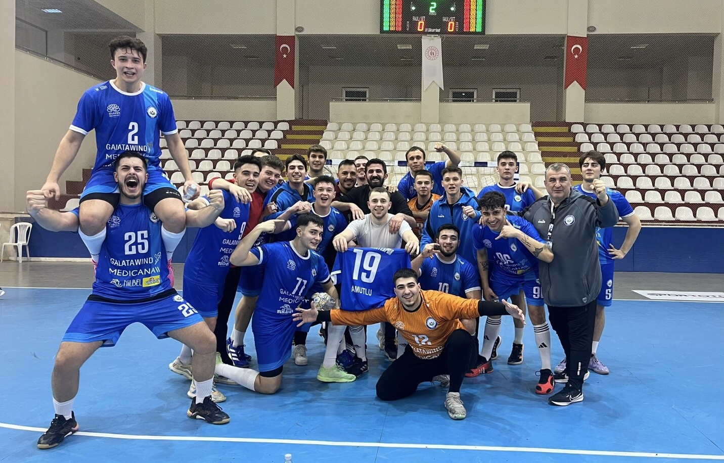 Nilüfer Belediye kazanarak başladı