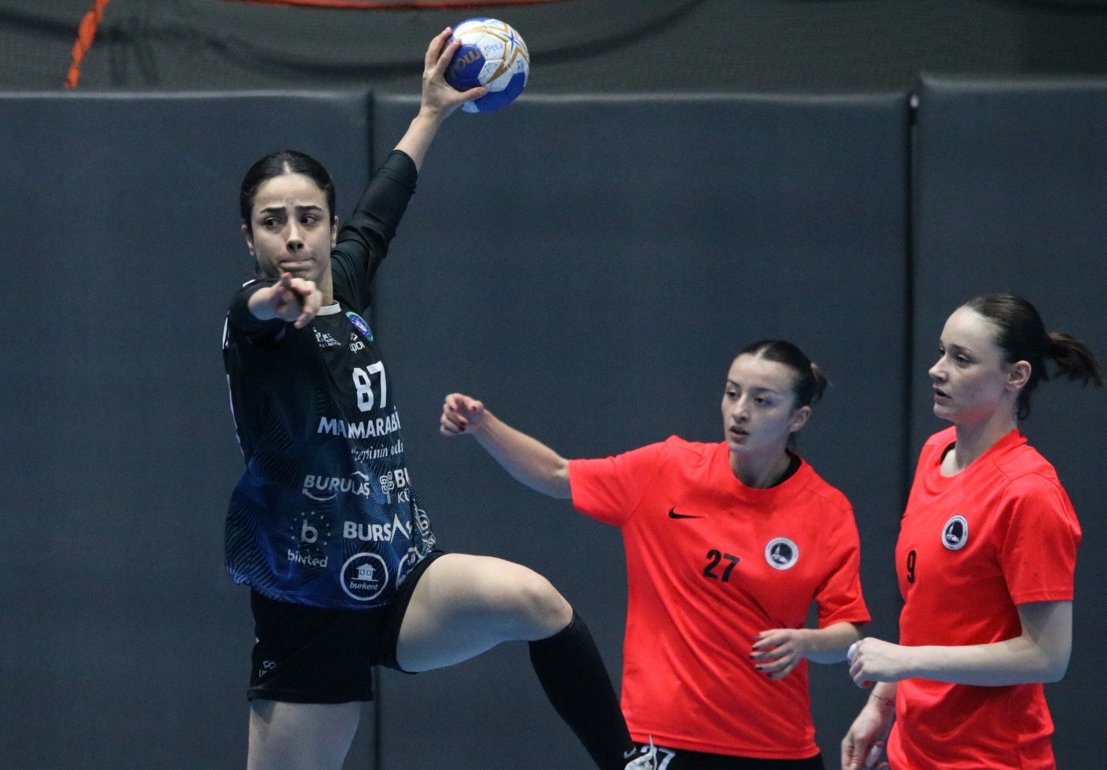 Büyükşehir kazanarak bitirdi, gözler şampiyonluk etabında
