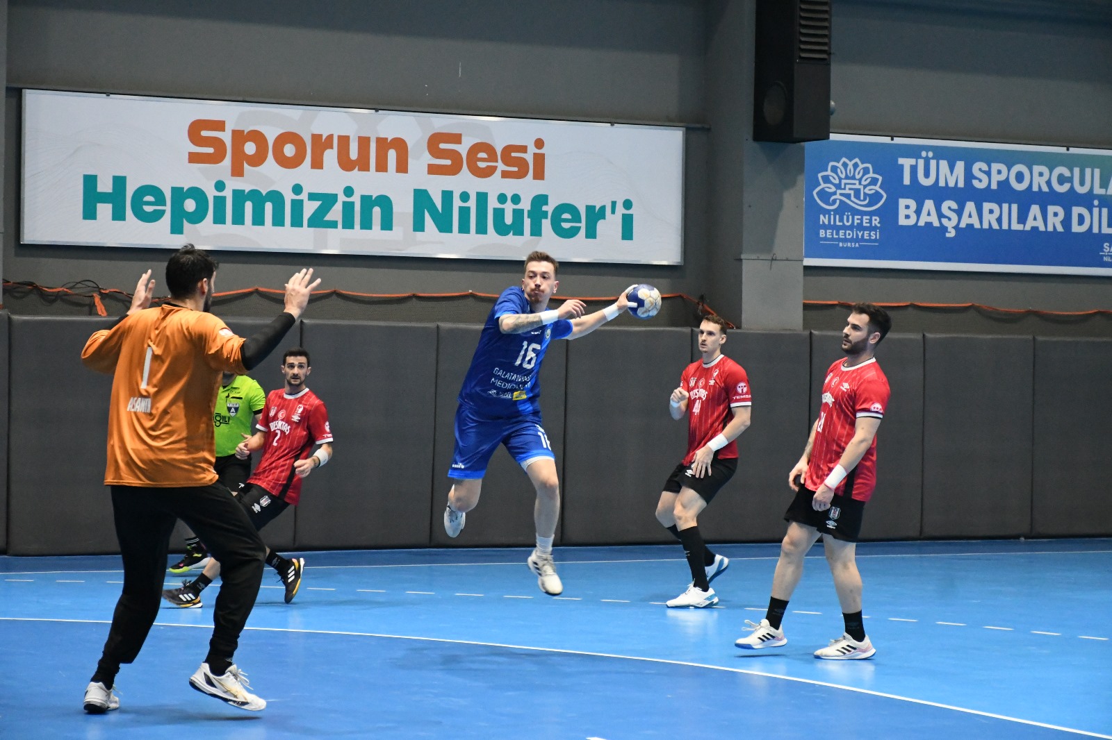 Nilüfer Belediyespor, Bursa'da perde kapatıyor!