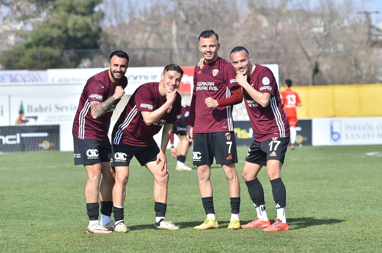 İnegölspor 12’den vurdu!
