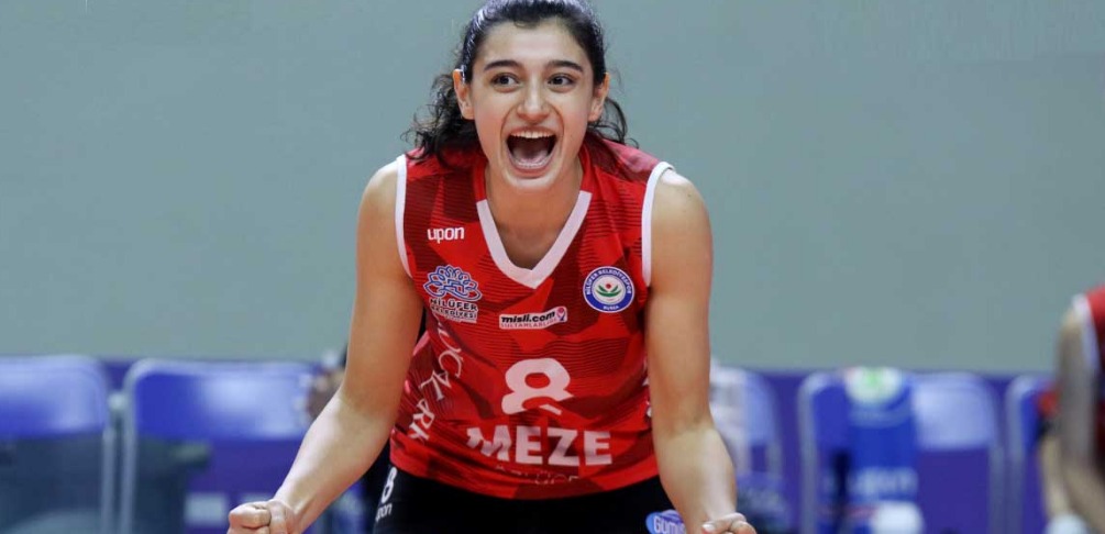 Buse Ünal, resmen Nilüfer’de