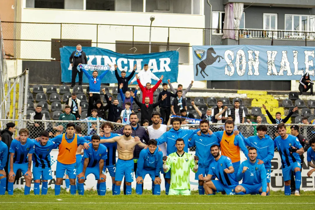 Karacabey Ege'de coştu son 4 maça iddialı giriyor