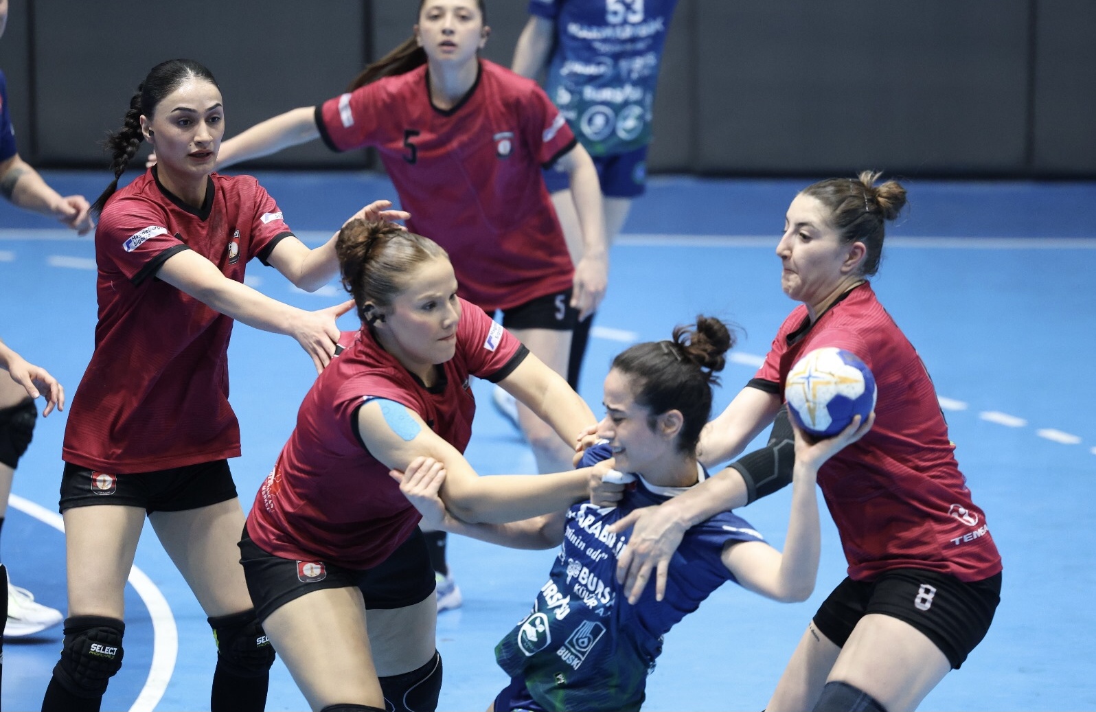 Büyükşehir evinde yenildi
