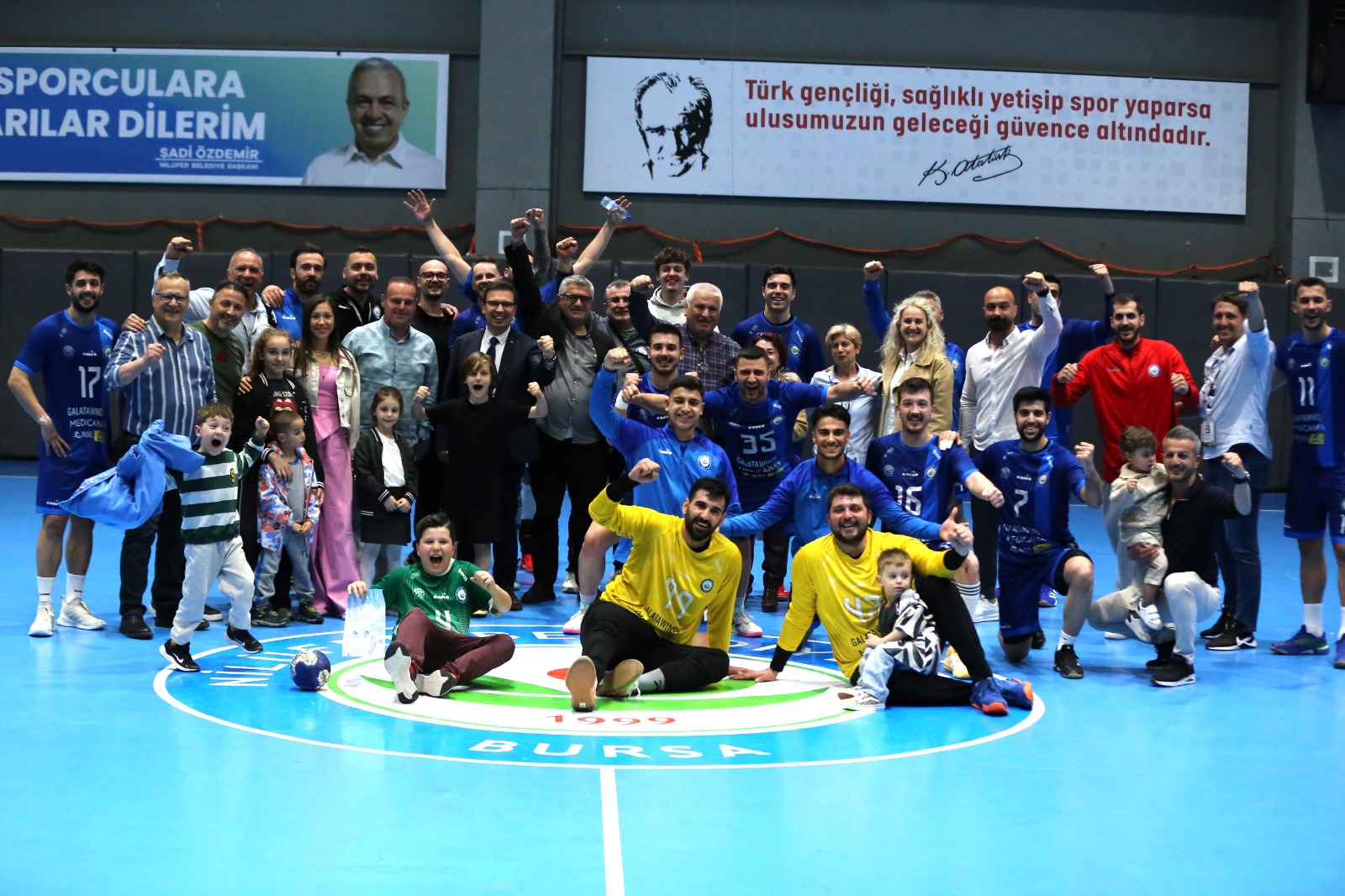 Pes etme Nilüfer!