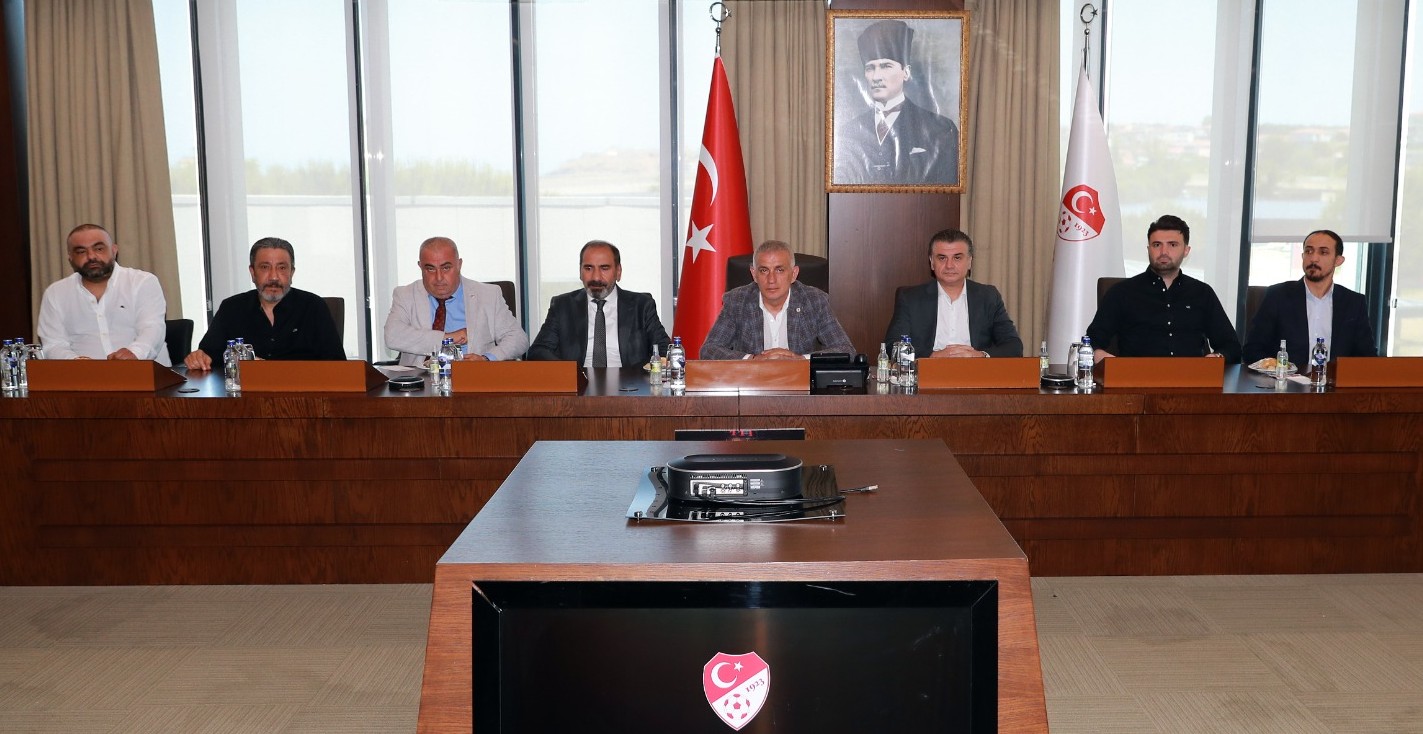 2. Lig’de kulüpler istedi TFF kabul etmedi!