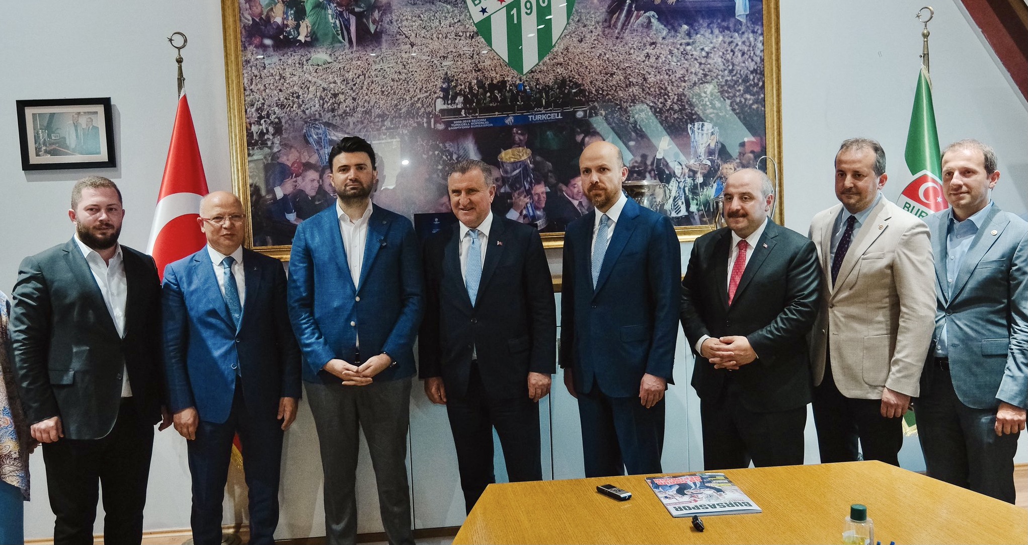 Spor Bakanı Bak’tan Bursaspor’a ziyaret