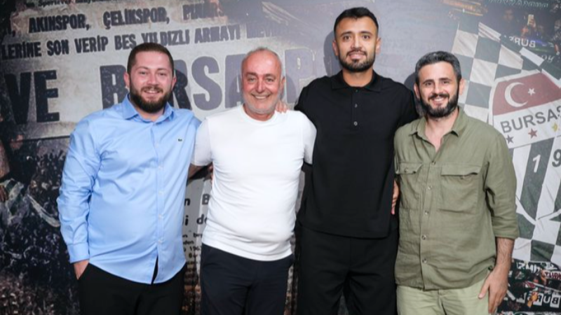 Bursaspor Mehmet Yiğit'le helalleşti!