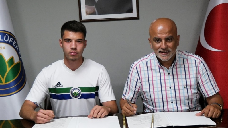 Pilot Nilüfer’de imza yağmuru