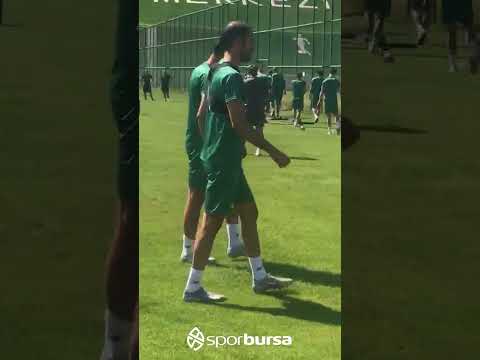 Bursaspor, takım marşları eşliğinde güç depoladı #sporbursa sporbursatr #bursaspor