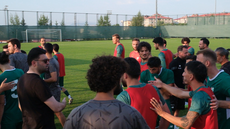Bursaspor'un Paykan maçı yarıda kaldı!