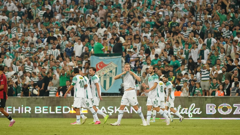 Dostluk maçı; Bursaspor 2-1 Eskişehirspor