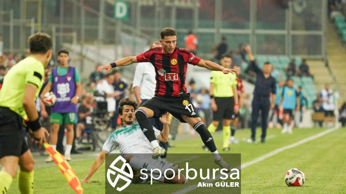 BURSASPOR - ESKİŞEHİRSPOR MAÇ FOTOĞRAFLARI