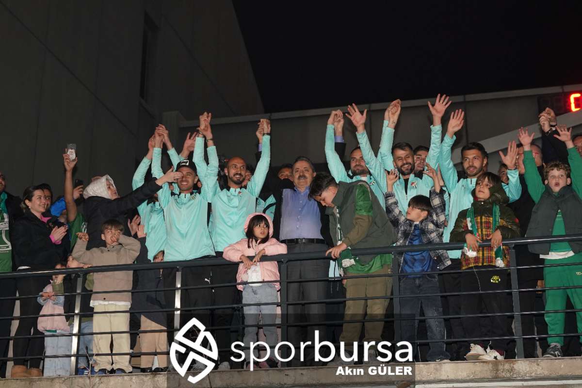 BURSASPOR ŞAMPİYONLUK KUTLAMASI