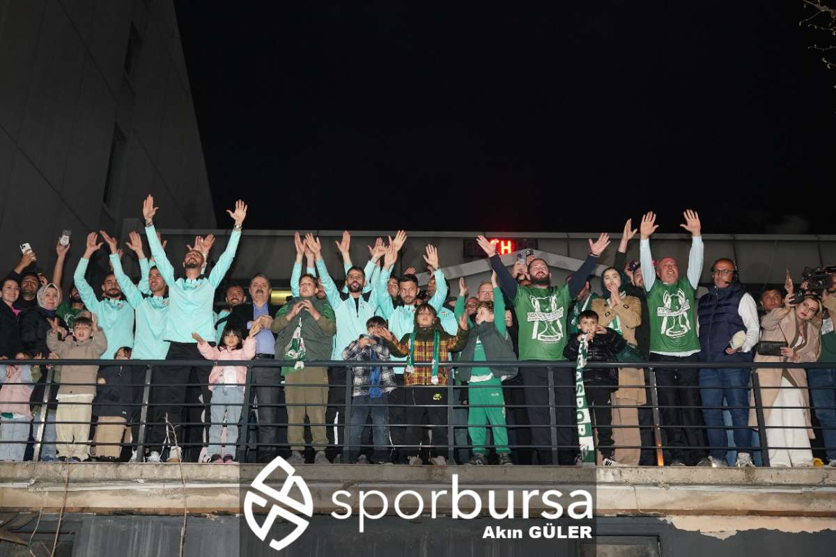 BURSASPOR ŞAMPİYONLUK KUTLAMASI