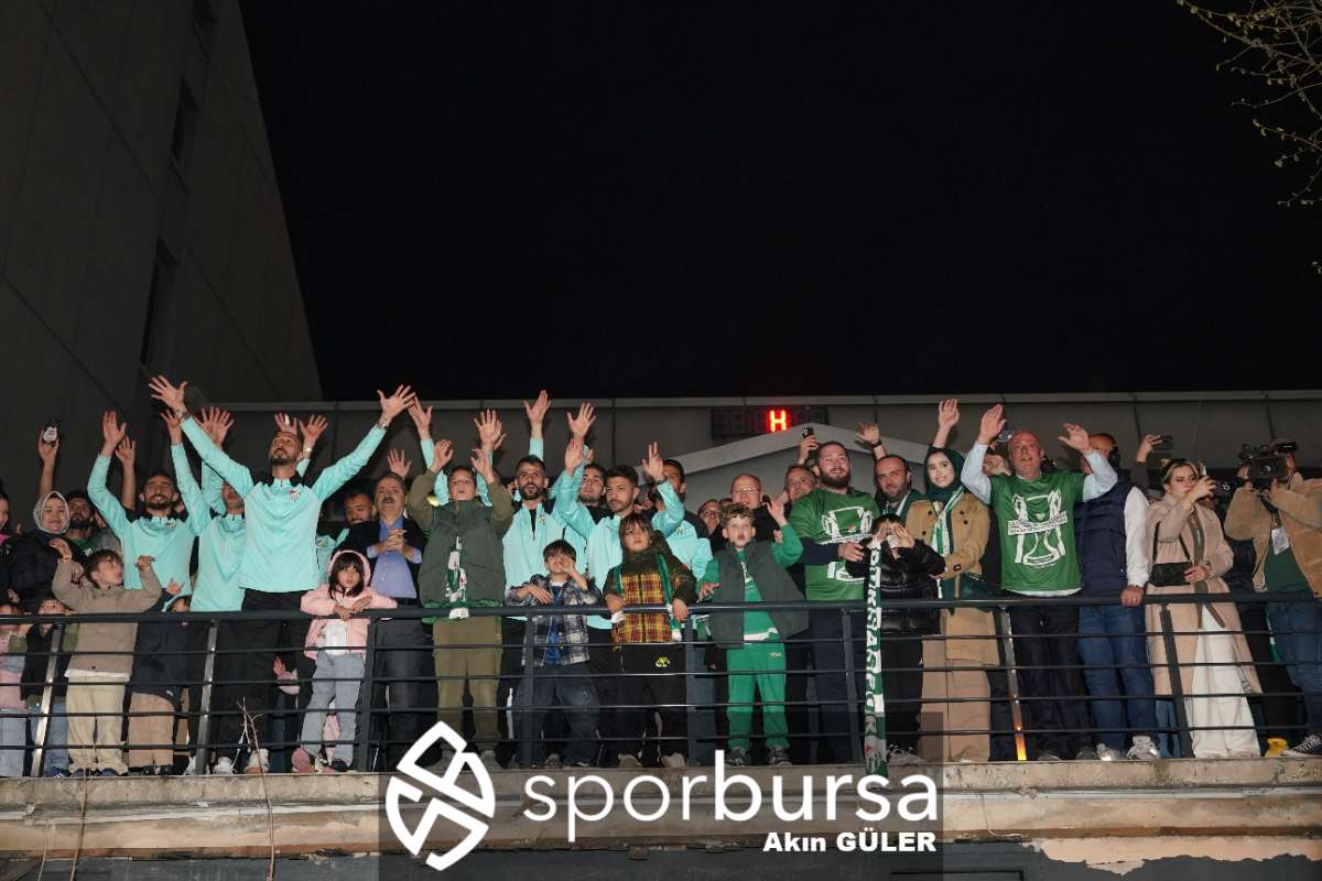 BURSASPOR ŞAMPİYONLUK KUTLAMASI