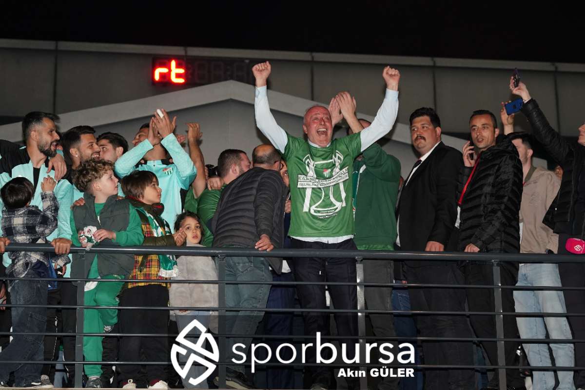 BURSASPOR ŞAMPİYONLUK KUTLAMASI