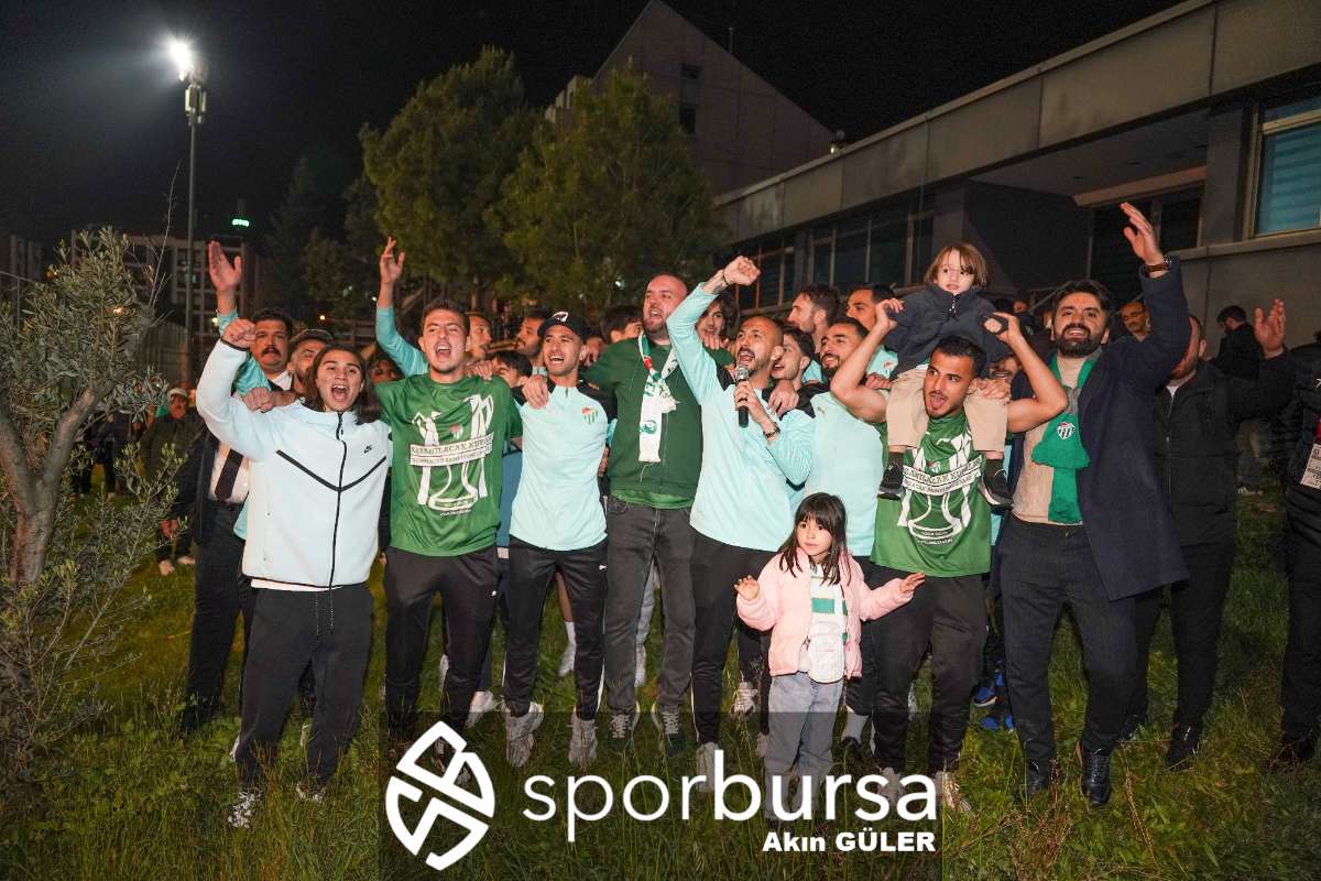 BURSASPOR ŞAMPİYONLUK KUTLAMASI