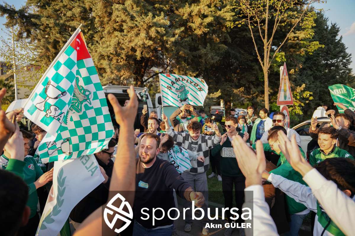 BURSASPOR ŞAMPİYONLUK KUTLAMASI
