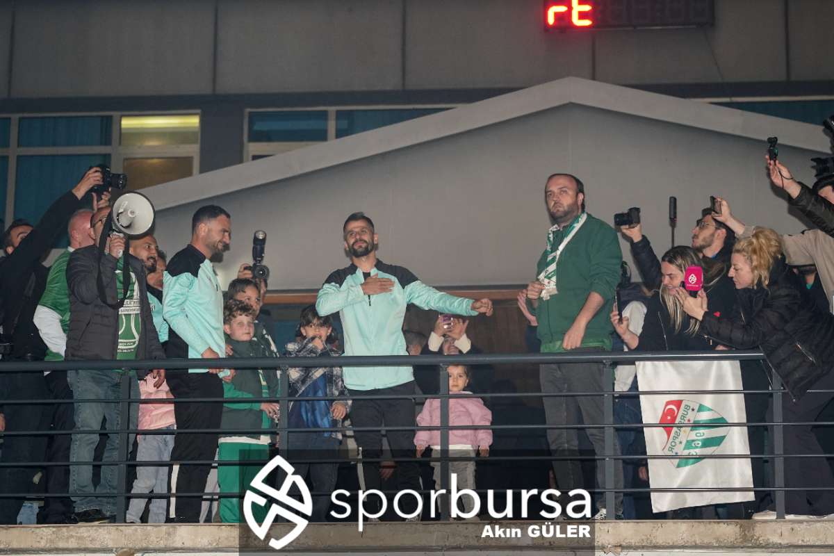 BURSASPOR ŞAMPİYONLUK KUTLAMASI