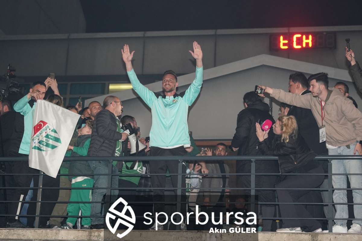 BURSASPOR ŞAMPİYONLUK KUTLAMASI