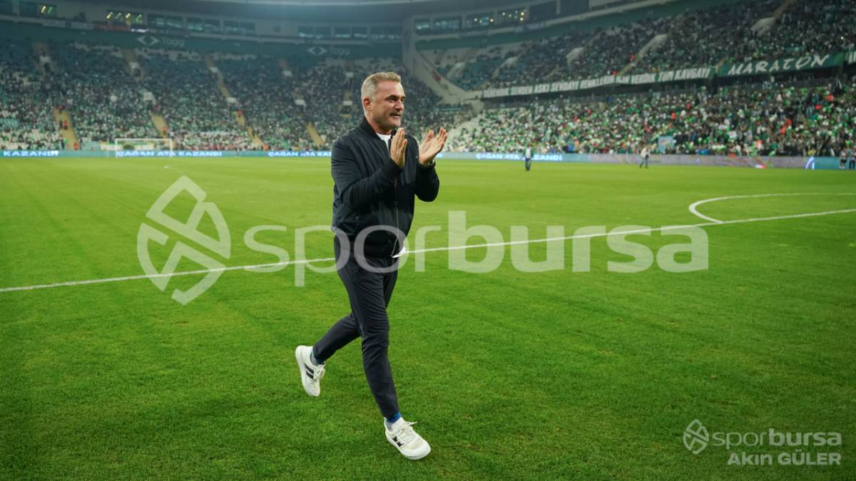 BURSASPOR - MENEMEN FK MAÇ FOTOĞRAFLARI