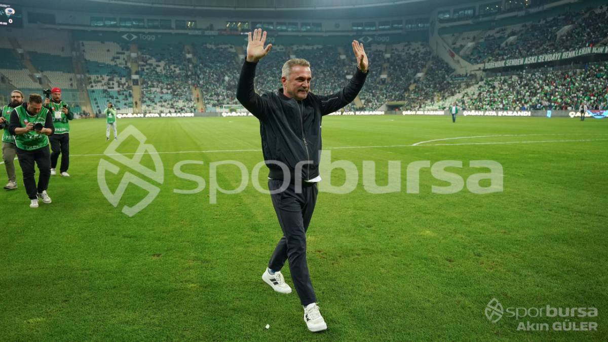 BURSASPOR - MENEMEN FK MAÇ FOTOĞRAFLARI