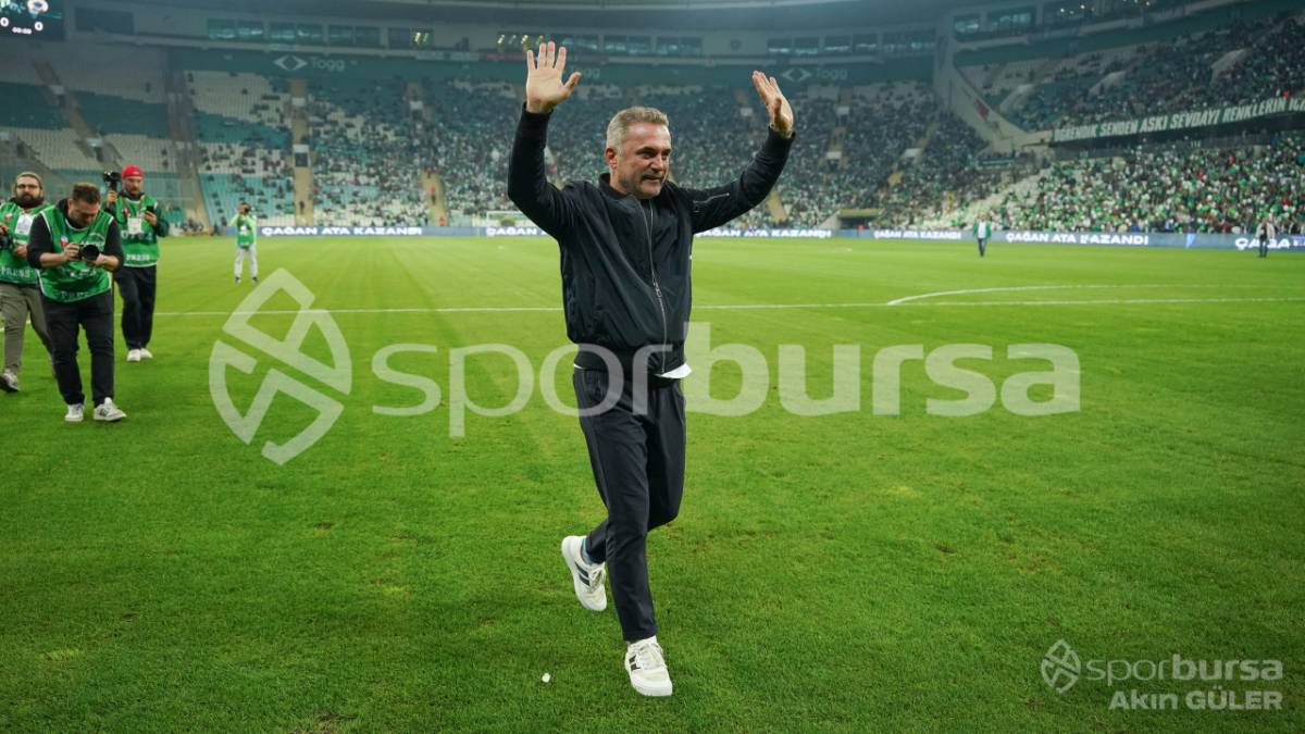 BURSASPOR - MENEMEN FK MAÇ FOTOĞRAFLARI