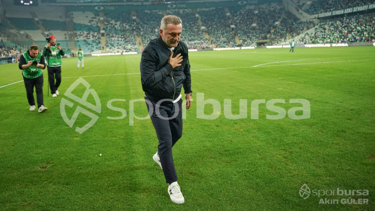 BURSASPOR - MENEMEN FK MAÇ FOTOĞRAFLARI